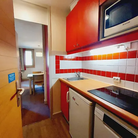 Confort Et Charme Avec Acces Piscine A - Fr-1-351-265 La Plagne